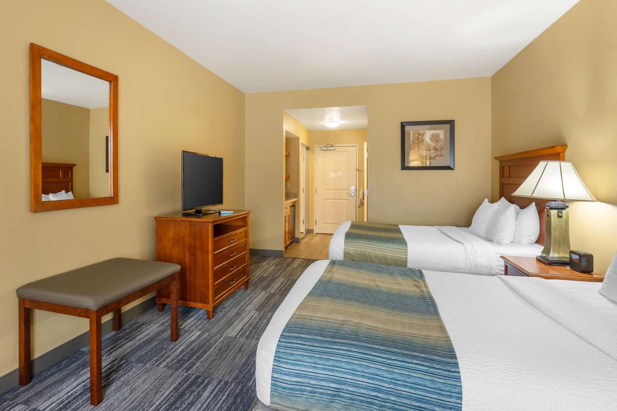 Best Western Plus University Park Inn & Suites State College Esterno foto